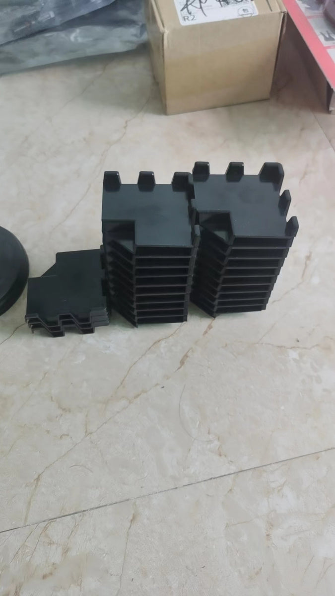 1000 pcs Solar module protection corner/Stack corner – Cenergy Solar